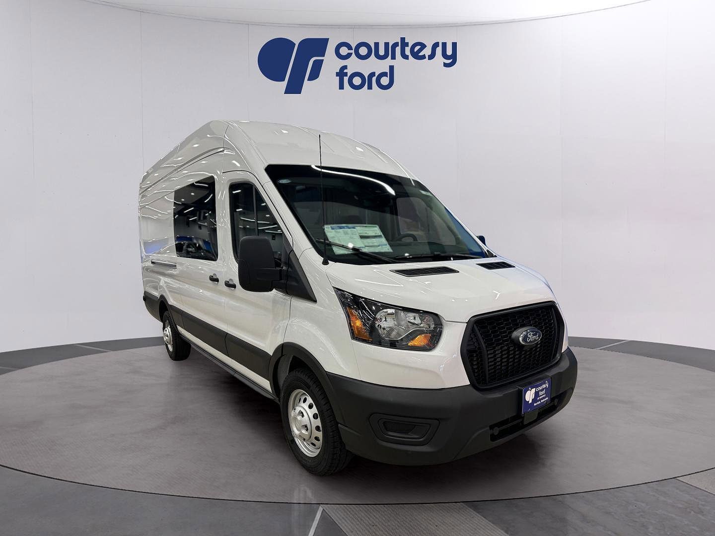 2024 FORD Transit