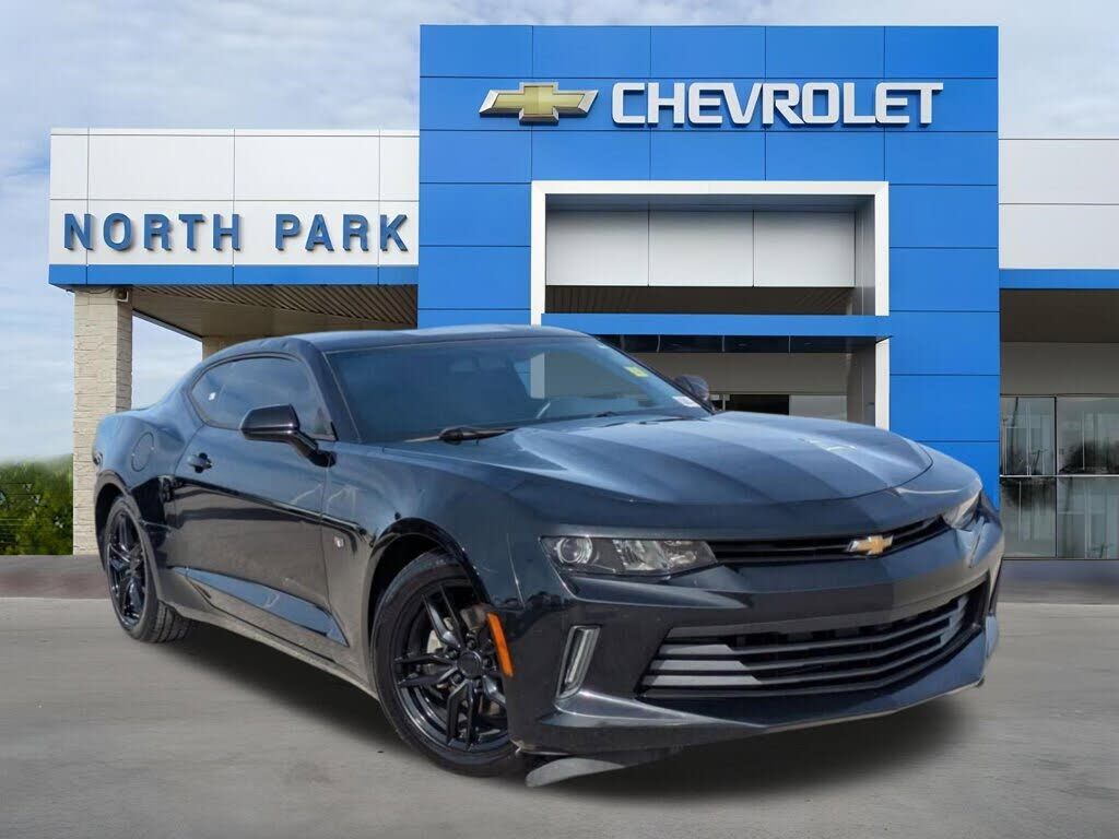 2017 CHEVROLET Camaro