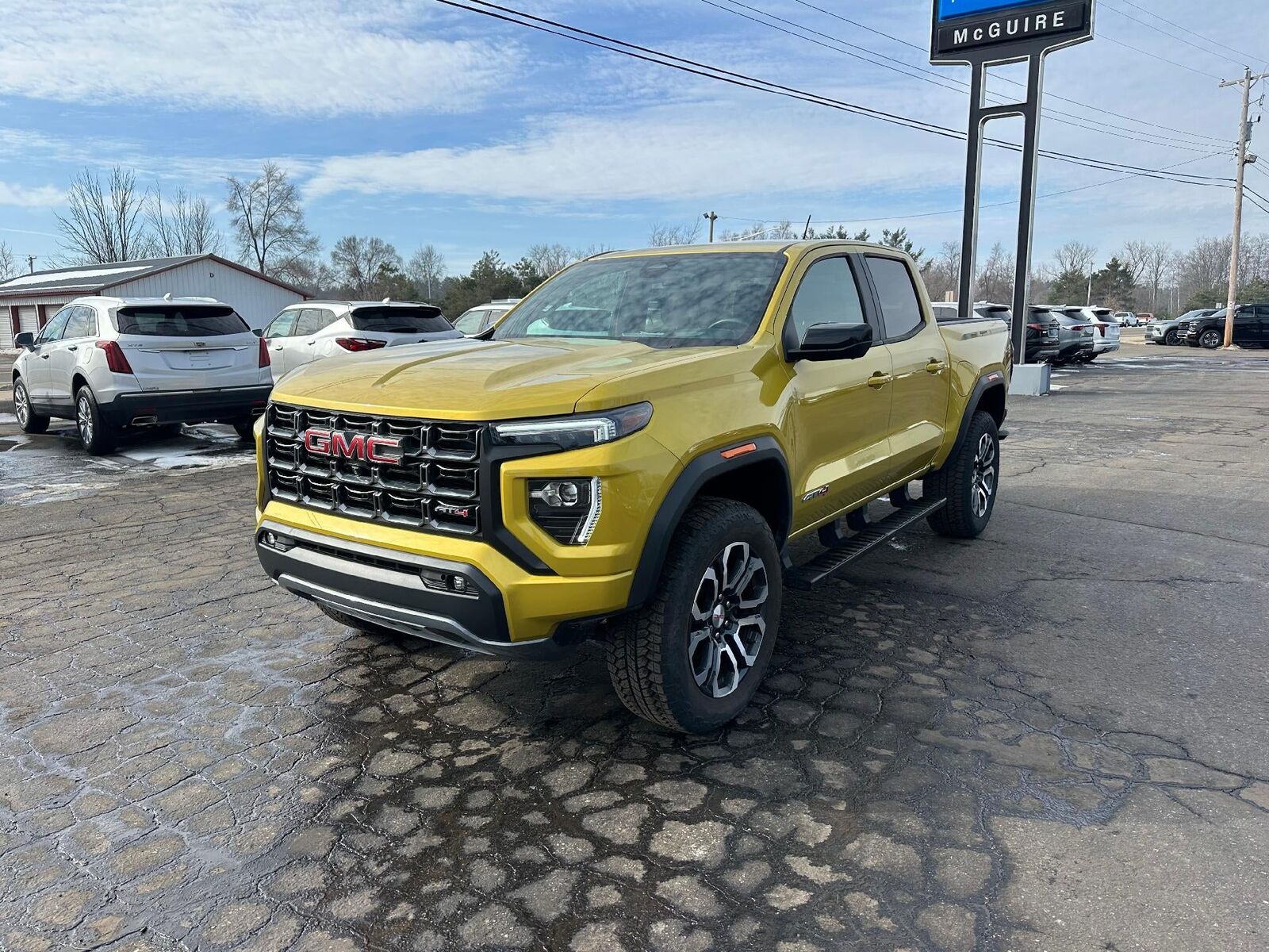 2023 GMC Canyon