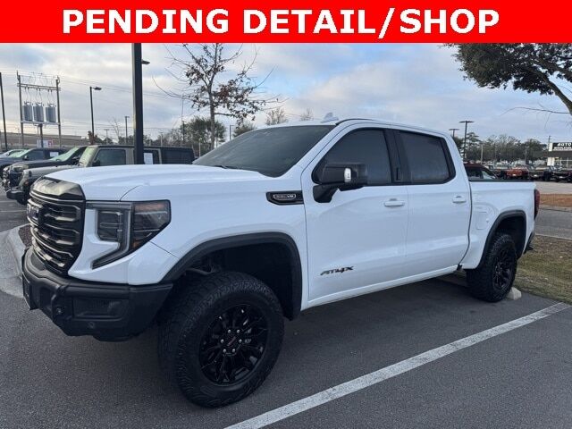 2023 GMC Sierra
