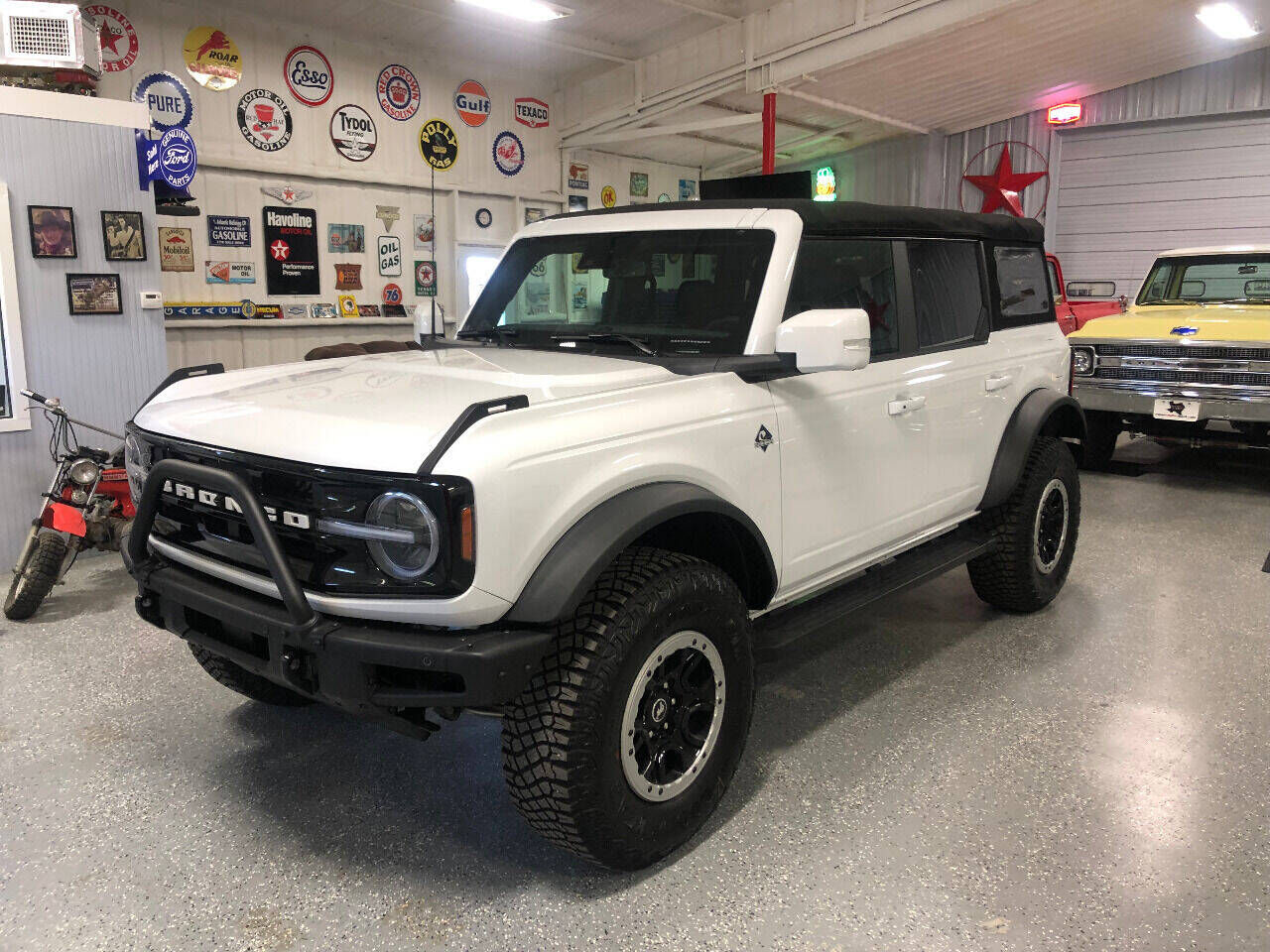 2022 FORD Bronco