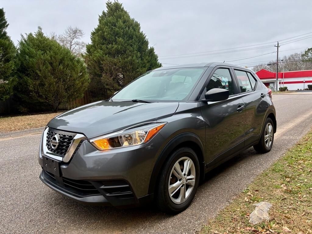 2020 NISSAN Kicks