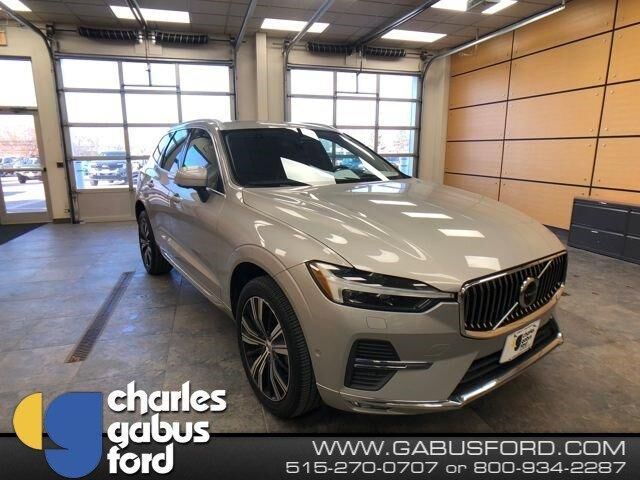 2022 VOLVO XC60