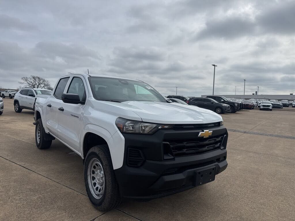 2024 CHEVROLET Colorado