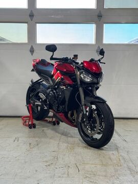 2025 TRIUMPH Street Triple