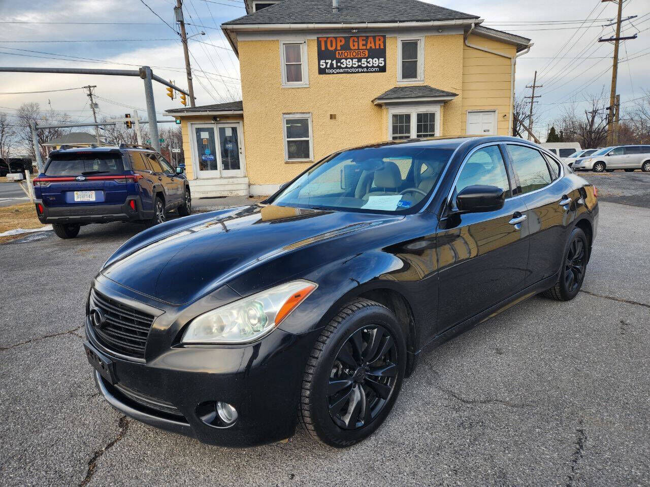 2011 INFINITI M37