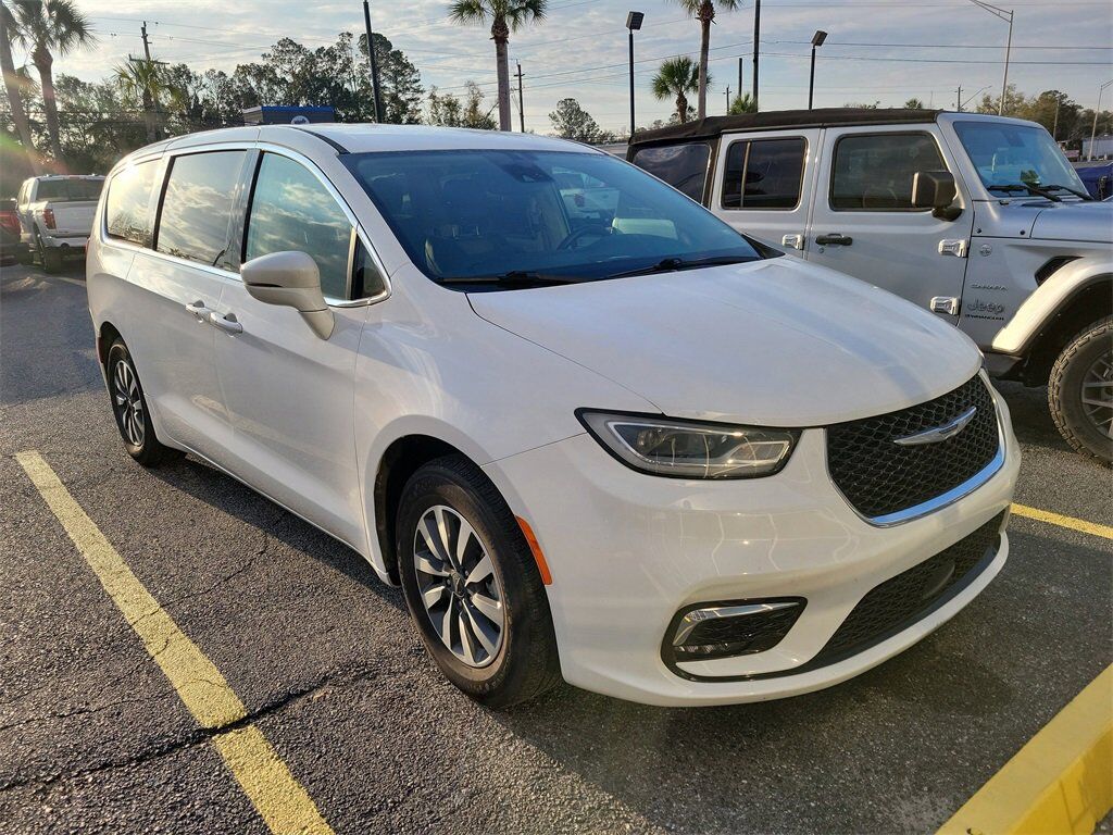 2022 CHRYSLER Pacifica