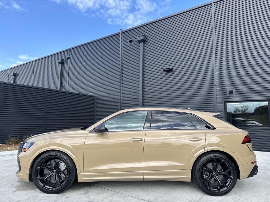 2025 Audi RS Q8