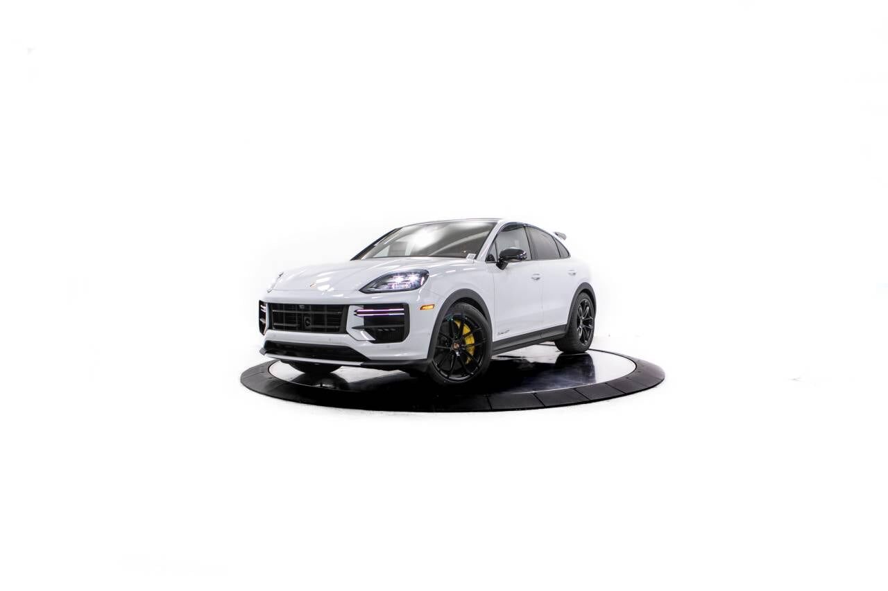 2026 PORSCHE Cayenne