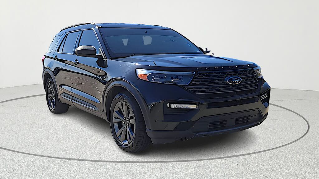 2021 FORD Explorer