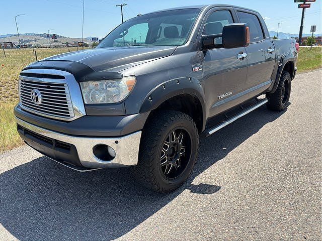 2013 TOYOTA Tundra