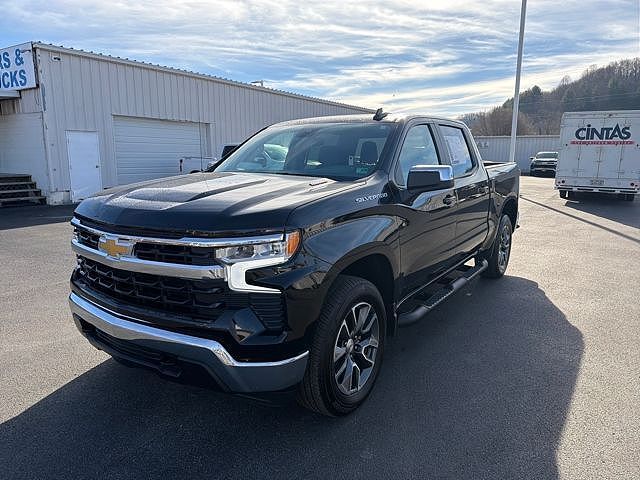 2025 CHEVROLET Silverado