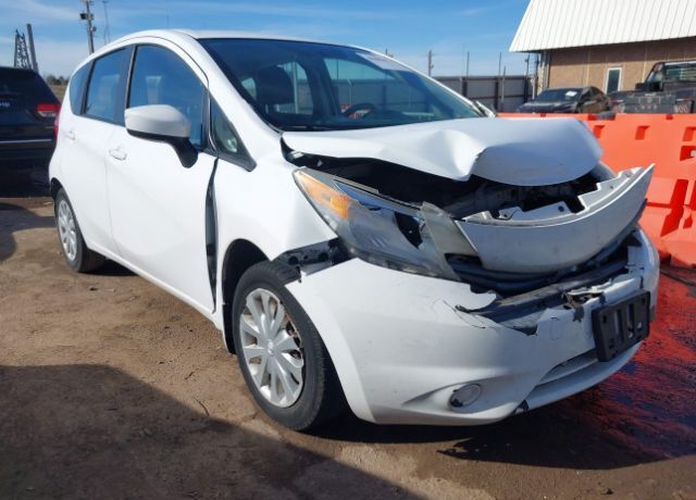 2015 NISSAN Versa