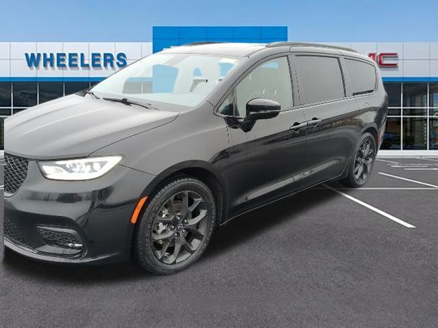 2025 CHRYSLER Pacifica