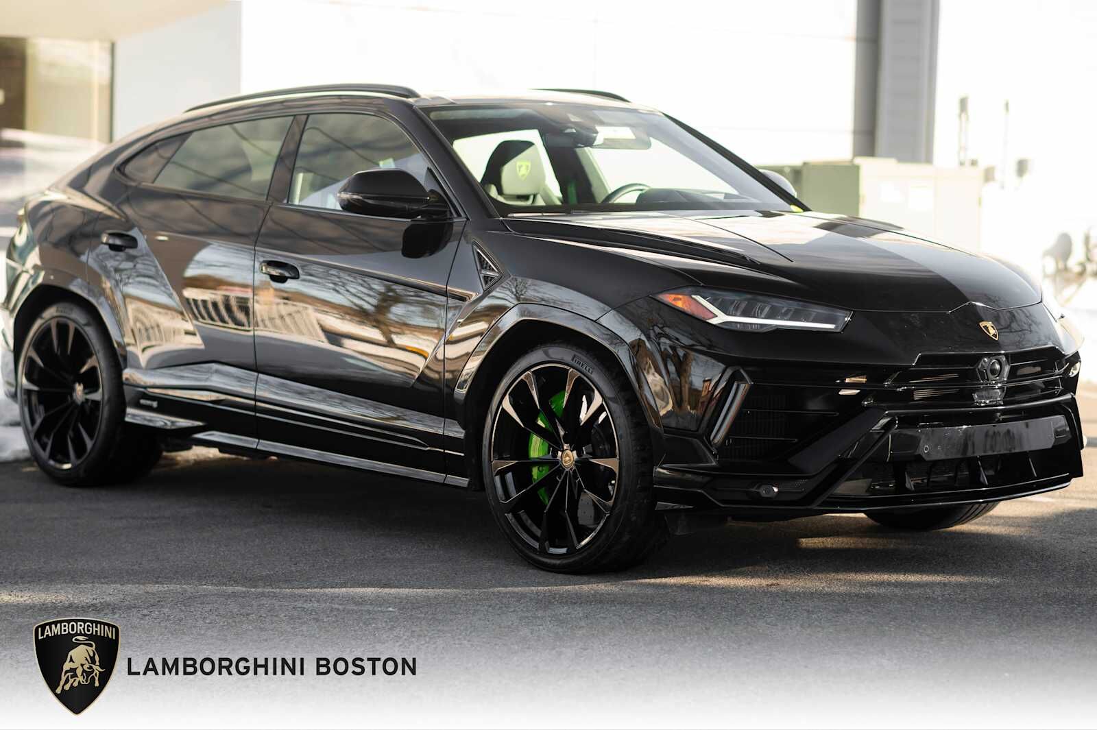 2024 LAMBORGHINI URUS