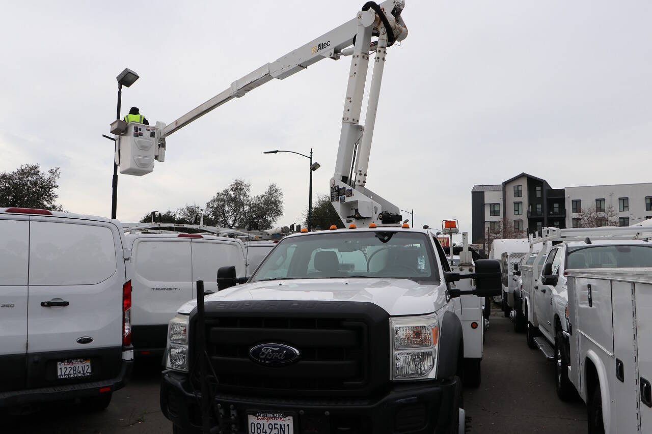 Ford F-550