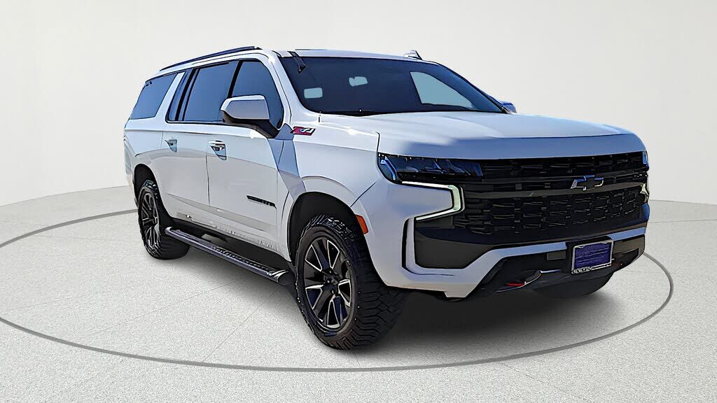 2023 CHEVROLET Suburban