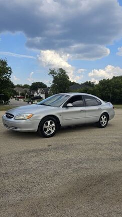 Ford Taurus