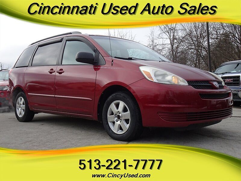 2004 TOYOTA Sienna