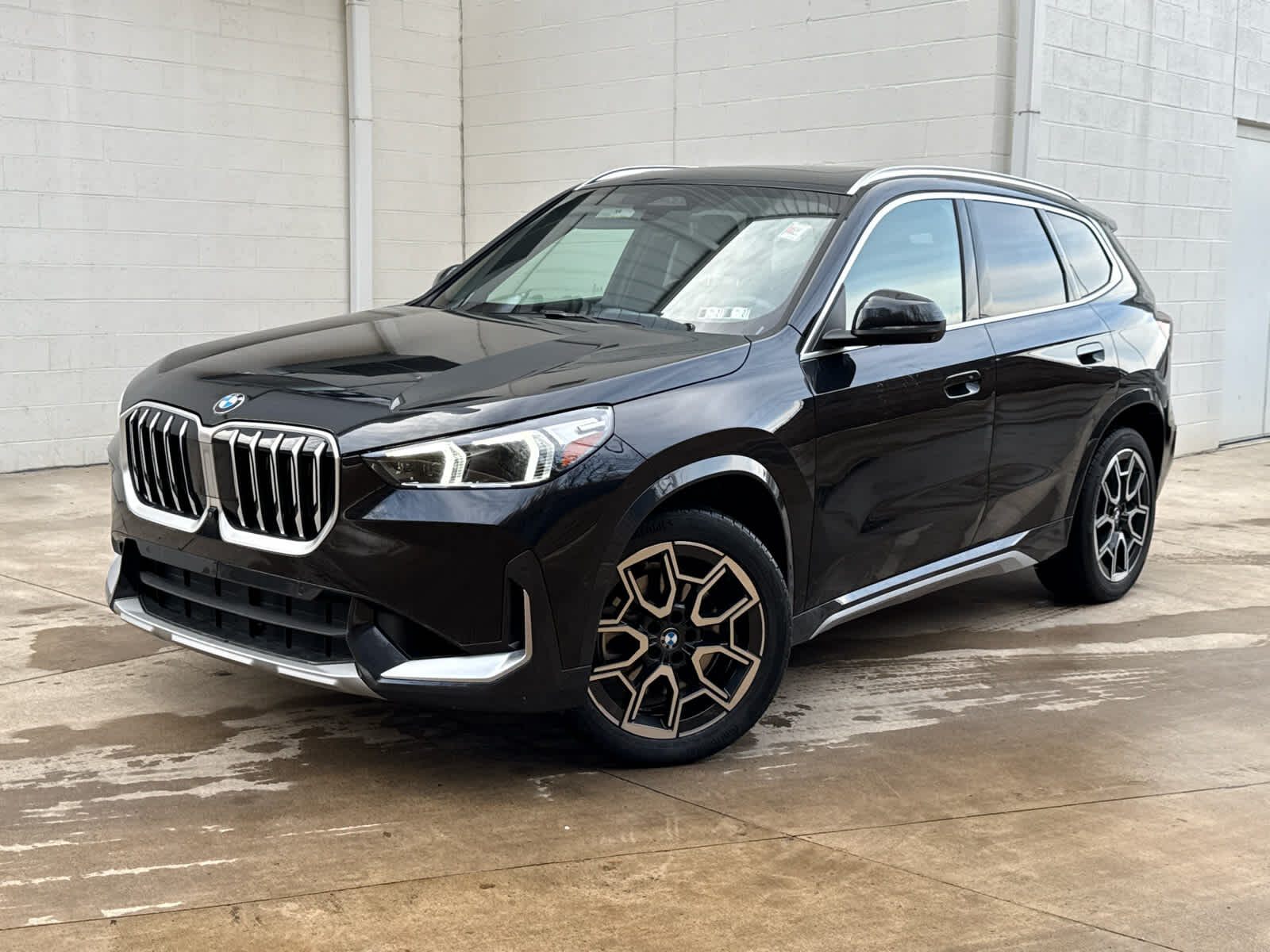 2025 BMW X1