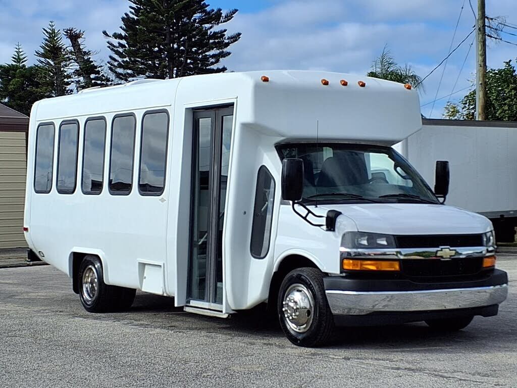 2019 CHEVROLET Express
