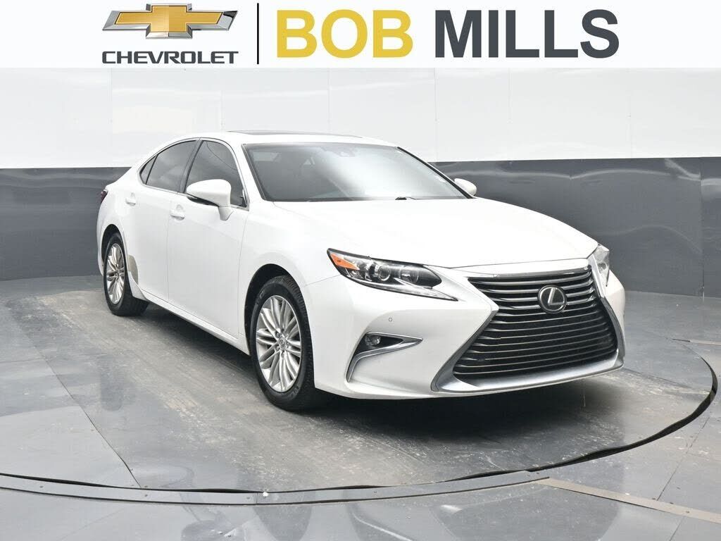 2016 LEXUS ES