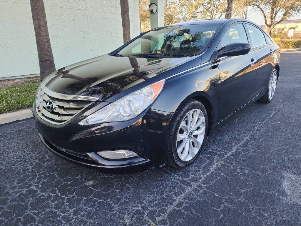 2011 HYUNDAI Sonata