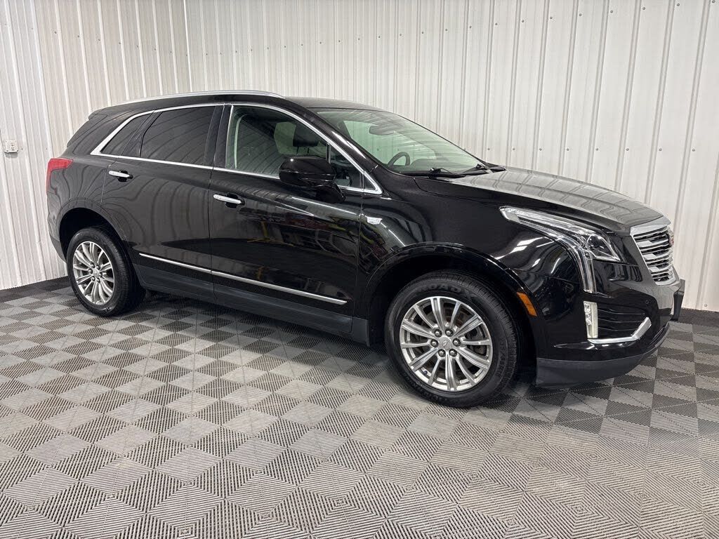 2017 CADILLAC XT5
