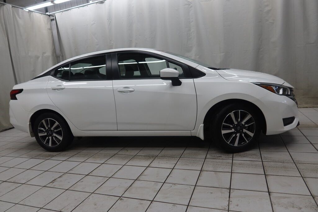 2024 NISSAN Versa