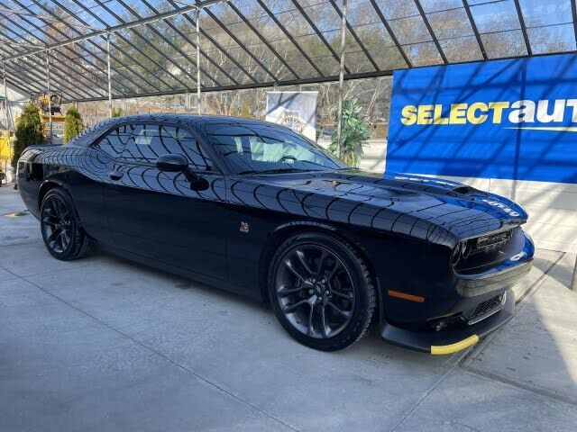 2023 DODGE Challenger