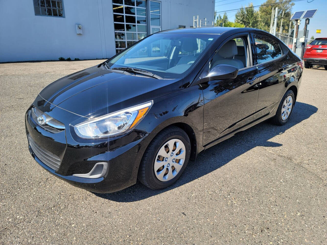 2015 HYUNDAI Accent