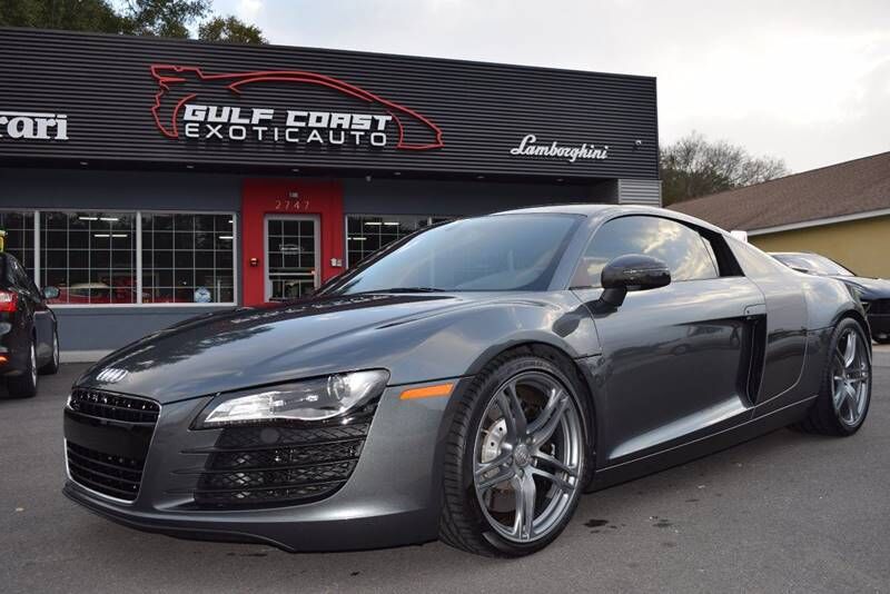 2011 AUDI R8