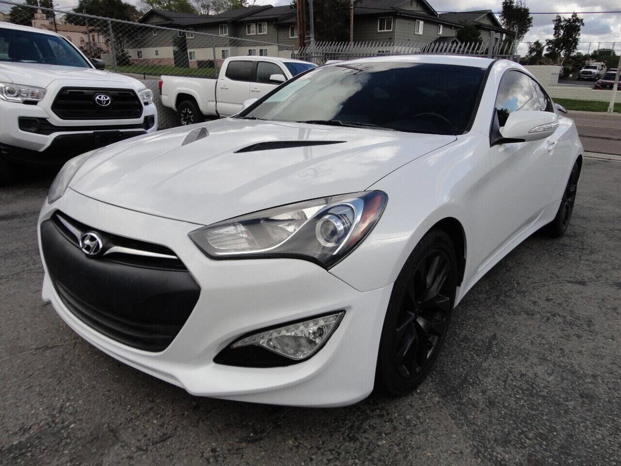 2016 HYUNDAI Genesis Coupe