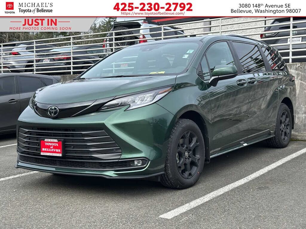 2026 TOYOTA Sienna
