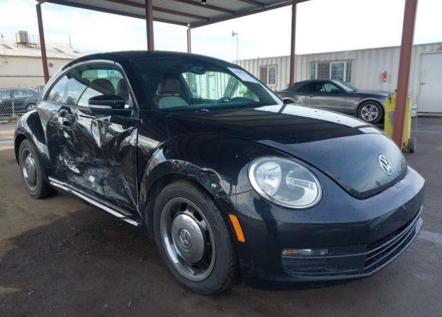 2015 VOLKSWAGEN Beetle