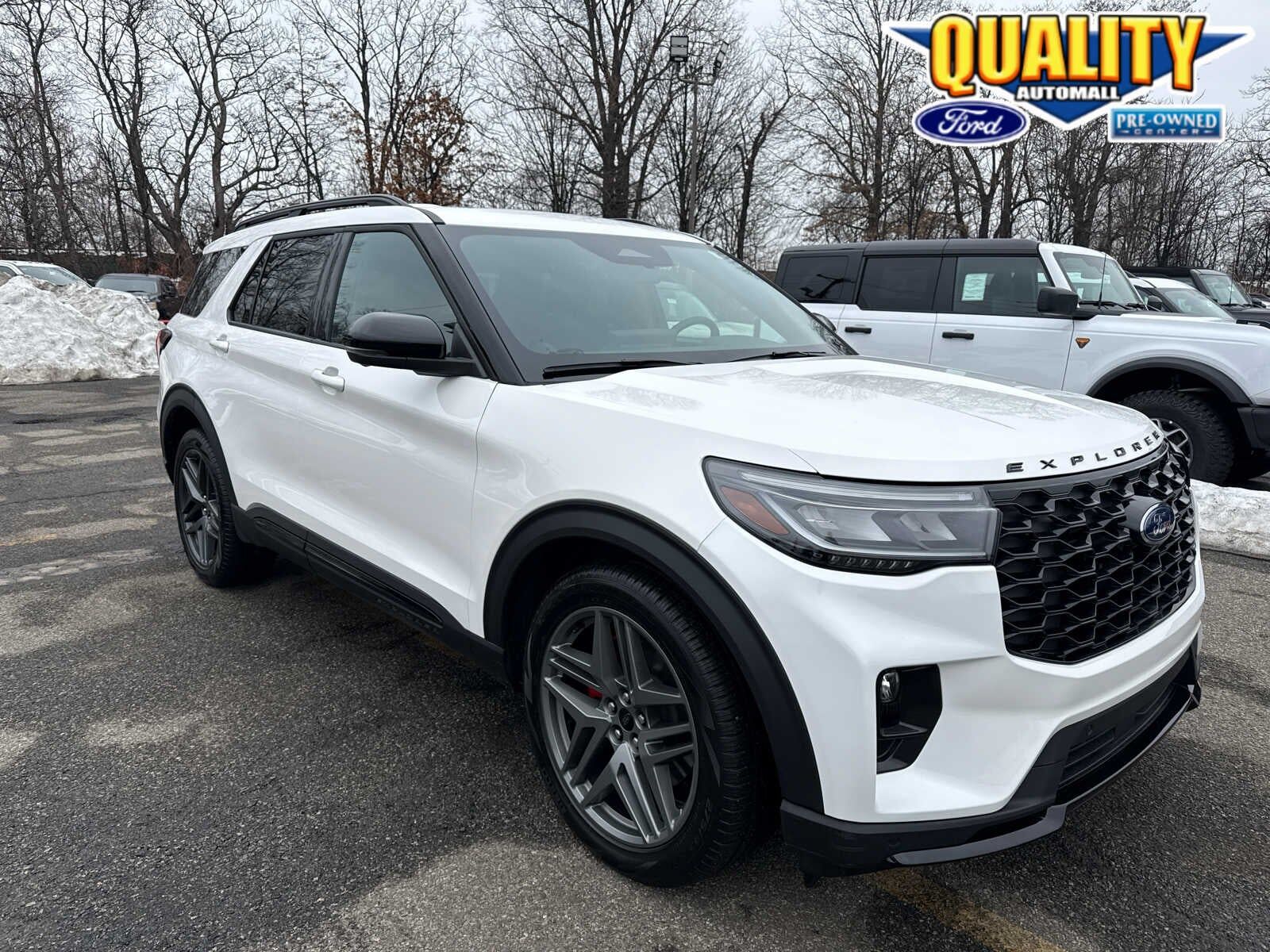2025 FORD Explorer