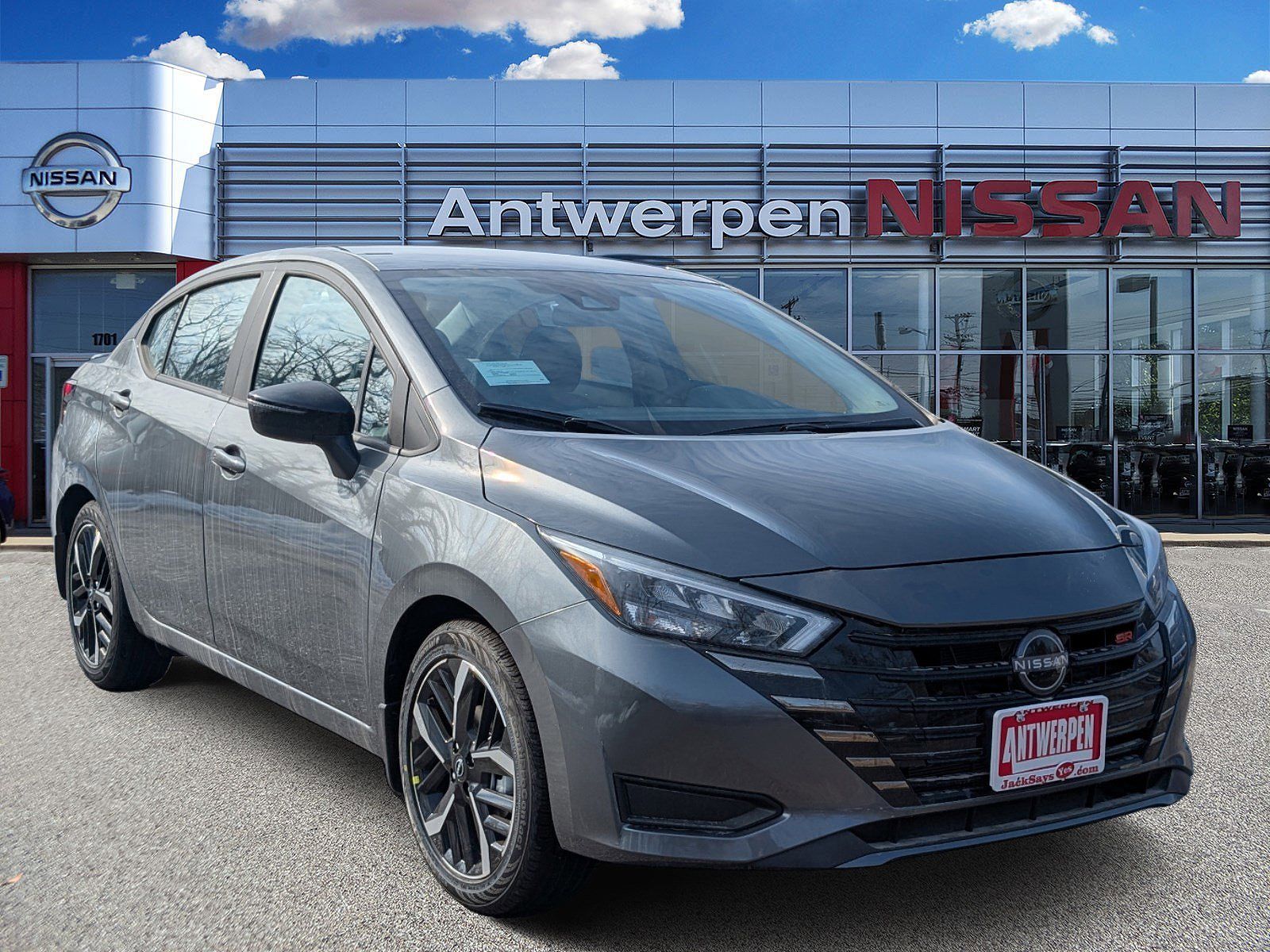2025 NISSAN Versa