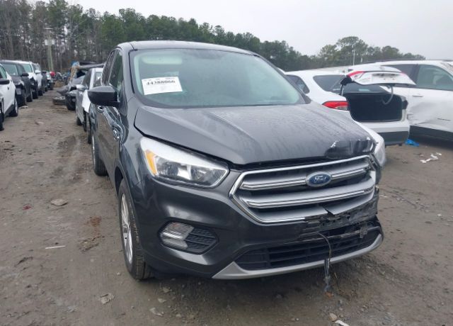 2017 FORD Escape