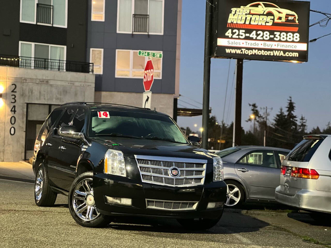 2014 CADILLAC Escalade