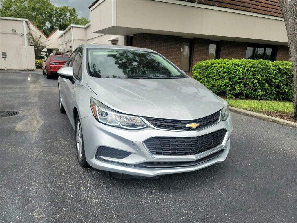 2017 CHEVROLET Cruze