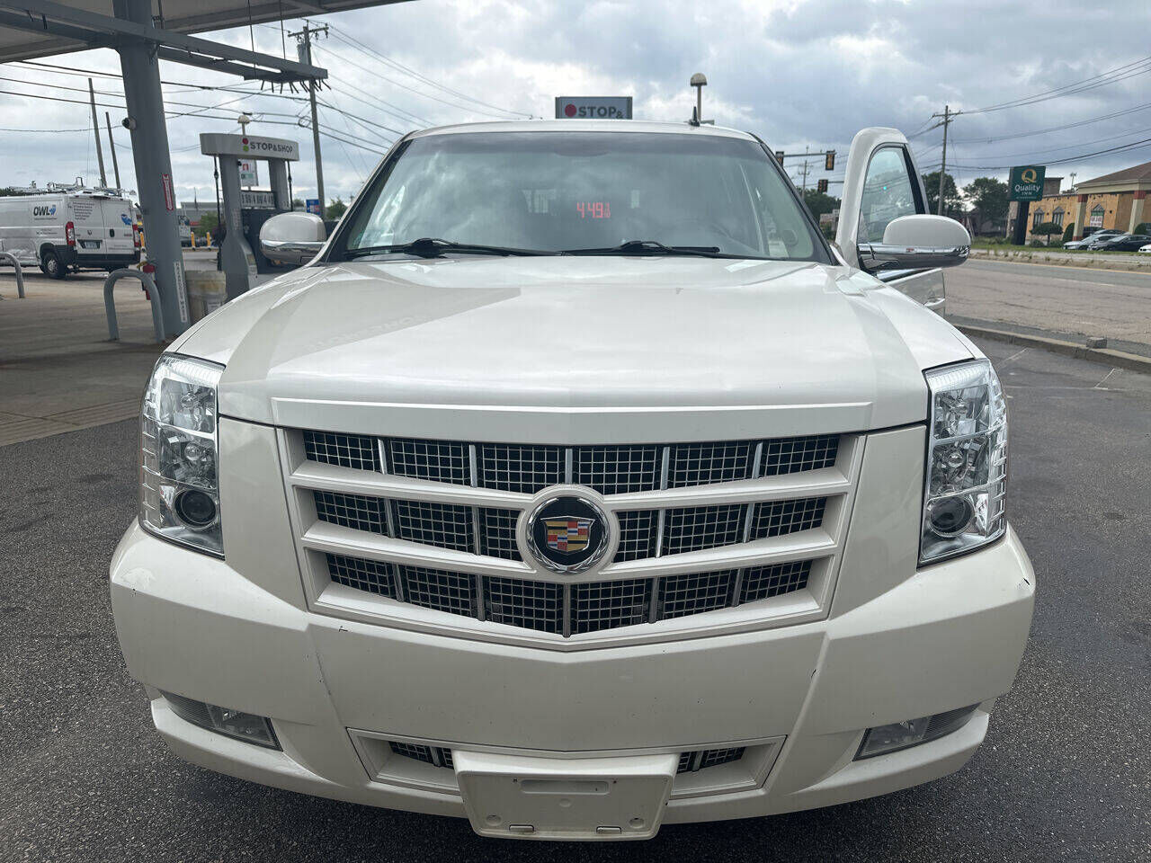 2013 CADILLAC Escalade