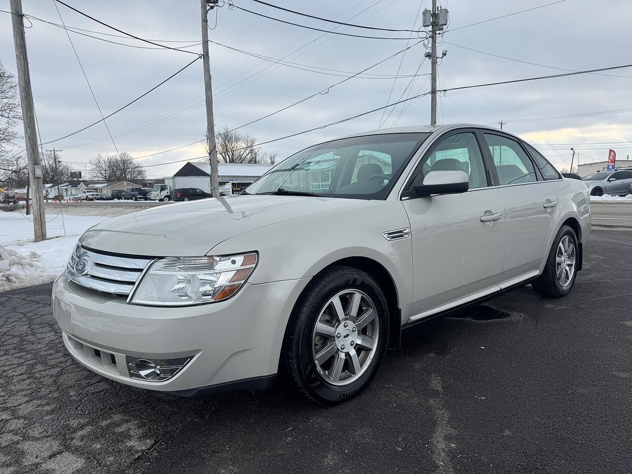 2008 FORD Taurus