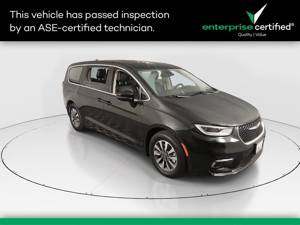2024 CHRYSLER Pacifica