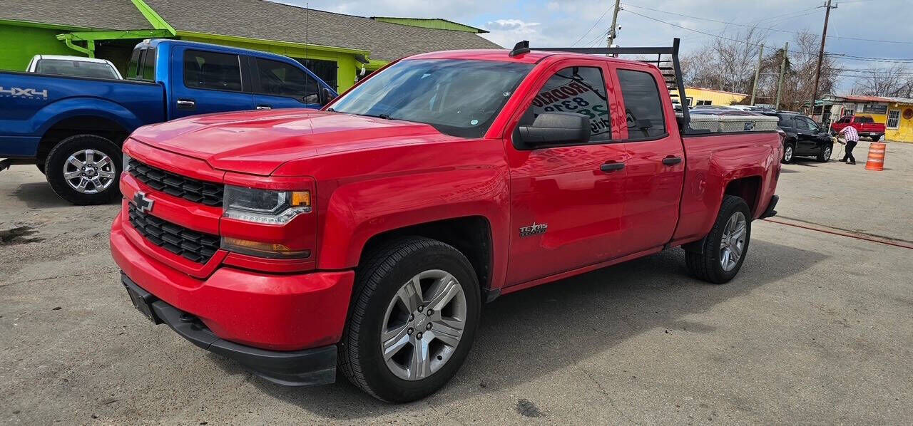 2018 CHEVROLET Silverado