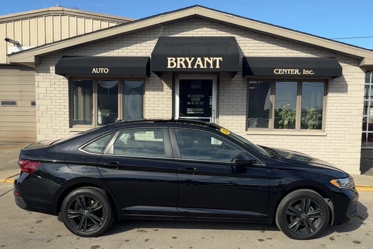 2023 VOLKSWAGEN Jetta