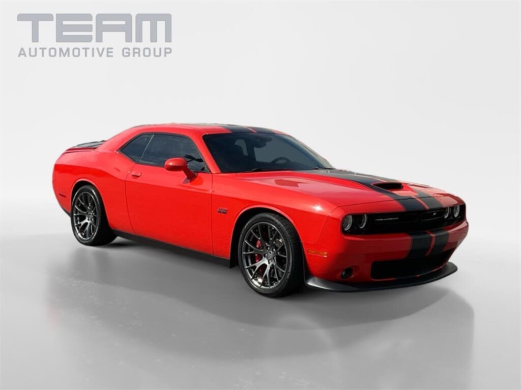 2016 DODGE Challenger