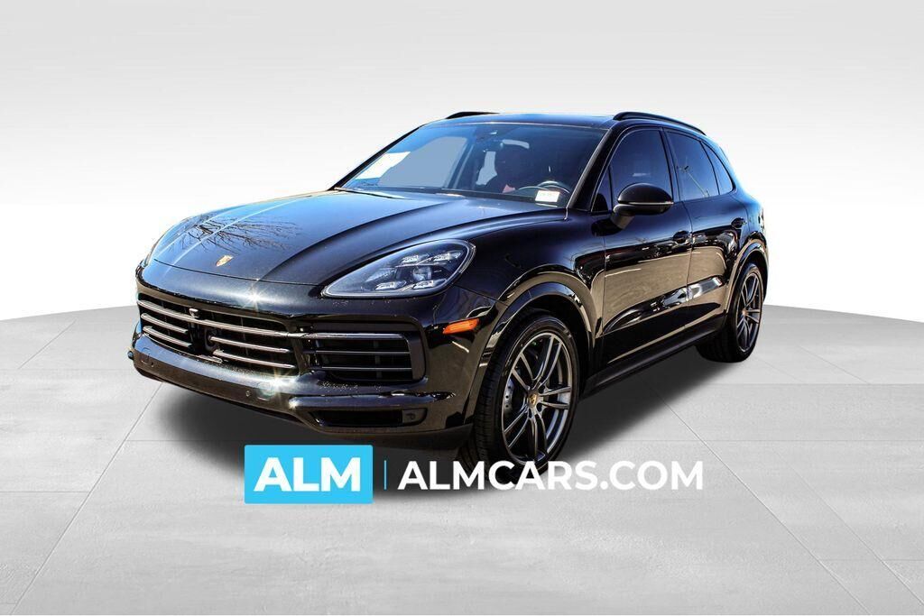 2023 PORSCHE Cayenne