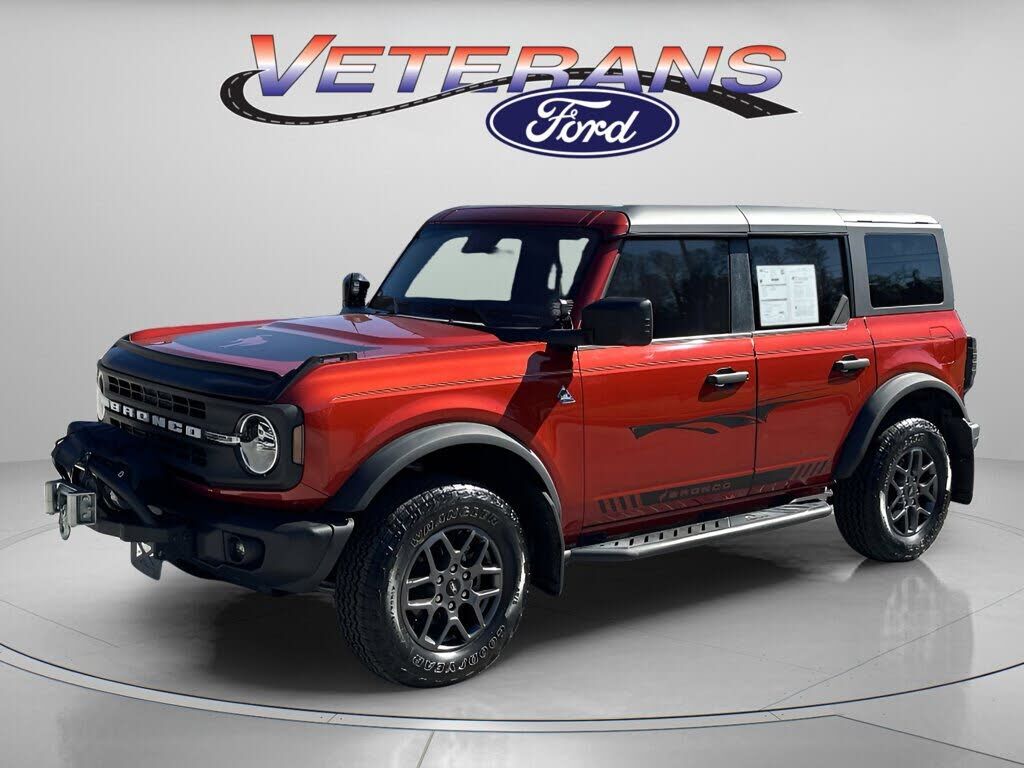 2024 FORD Bronco