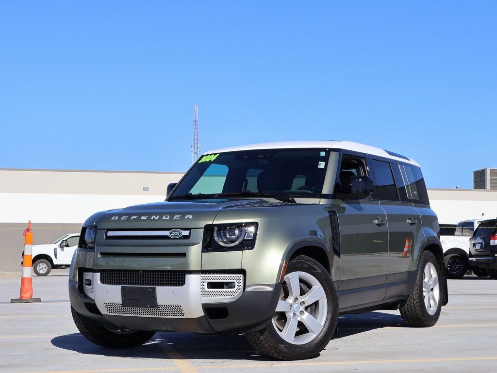 2024 LAND ROVER Defender