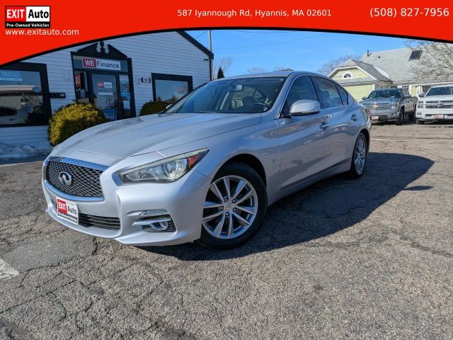 2015 INFINITI Q50